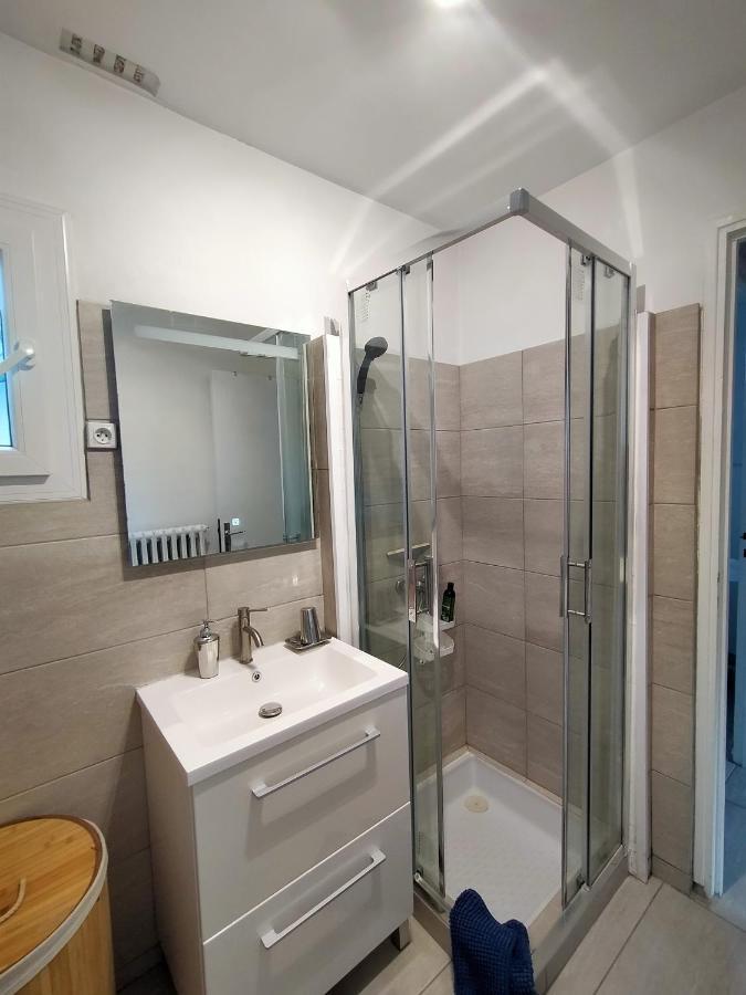 Le Citronnier Apartment ลามาลูส์-เลส์-แบ็งส์ ภายนอก รูปภาพ